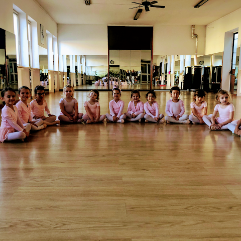 Petits Pas | Scuola di danza classica