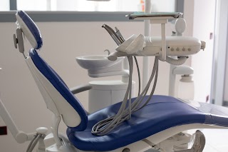 Studio Dentistico Viaggi - Dentista a Cento