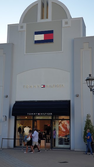 Tommy Hilfiger Outlet