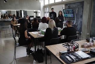 THE MAKE UP ARTIST SCHOOL srl