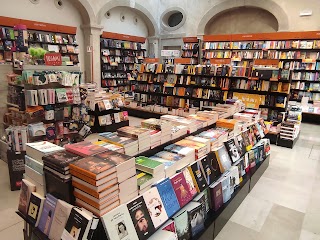 Giunti al Punto Librerie