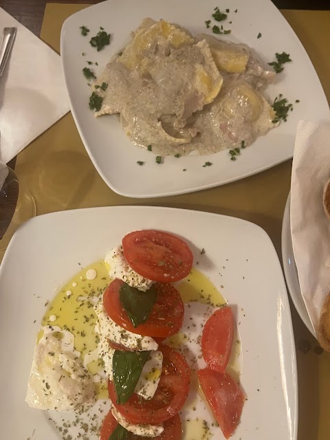 Ristorante Pizzeria La Grotta Degli Angeli