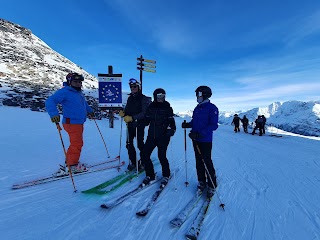 Nb Skiing Ski School, Ski Touring And Ski Expeditions