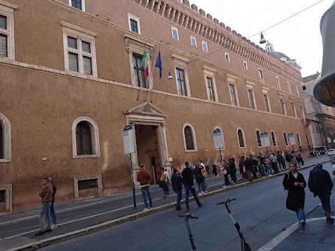 Biblioteca della Società Italiana per Organizzazione Internazionale