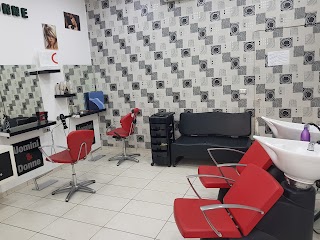 Uomini e donne unisex hair salon