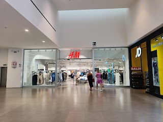 H&M