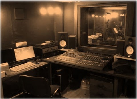 Downbeat & Pink House Studio