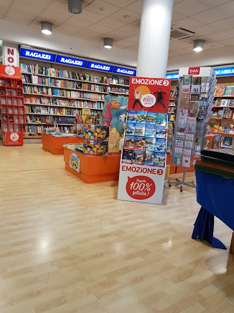 Libreria Ferrarin Mondadori