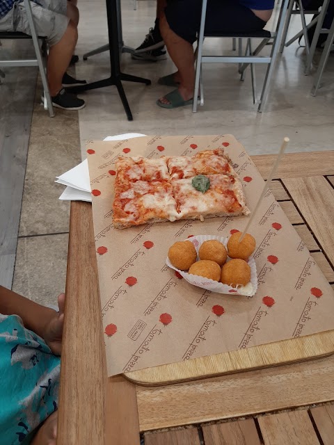 Tomato Pizza Moncalieri
