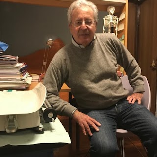 Dr. Antonio Canero, Pediatra