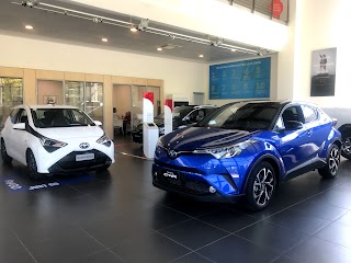 Toyota Marcante Automobili