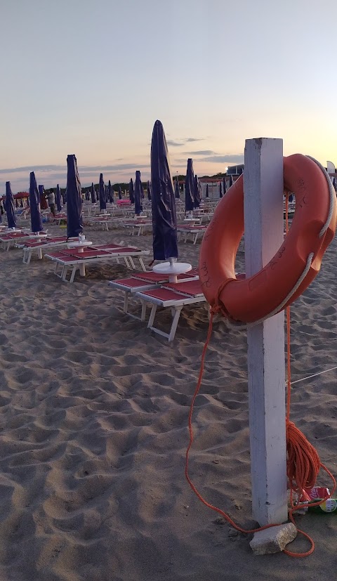 Lido l'Oasi Beach Club