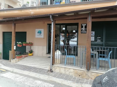 Cozzo Mauro bar gelateria tabaccheria