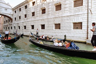 Circolo Artistico - Palazzo Delle Prigioni