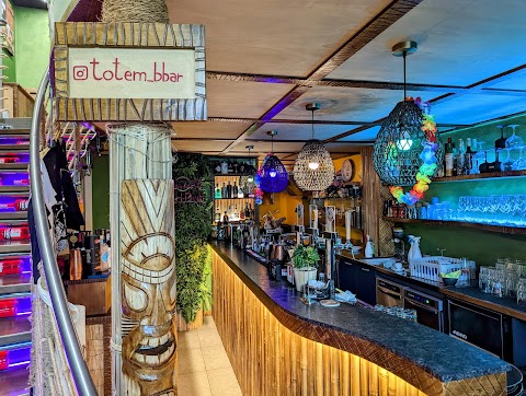 Totem Bar