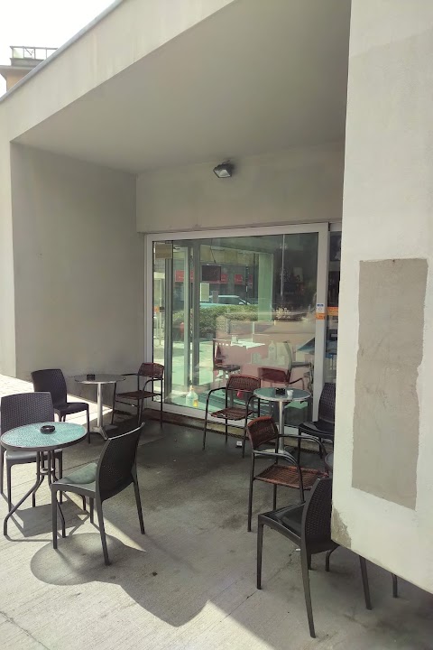 BAR LA TERRAZZA DEL DUCA di ZHU YONGOIN