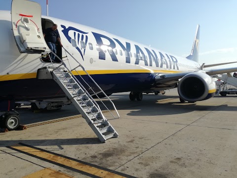 Noleggio Auto Maggiore - Aeroporto di Palermo