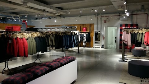 Woolrich Factory Store