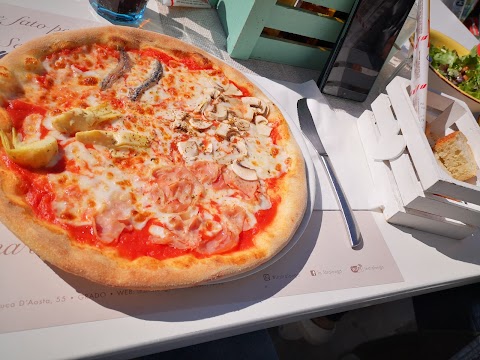 Ristorante Pizzeria In Stralonga
