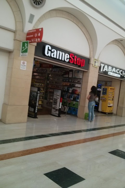 GameStop