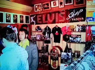 Elvis Shop