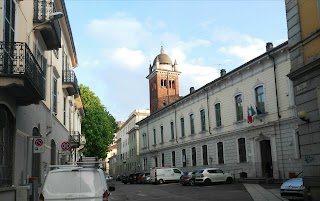 Istituto Magistrale ”D.R.Saluzzo”