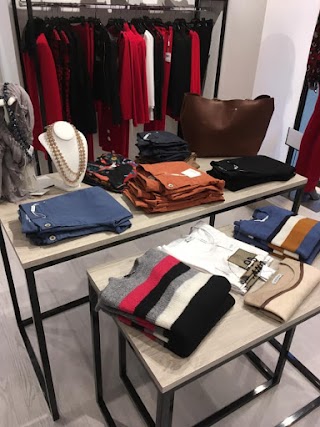 Edas Boutique Ladispoli