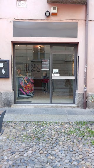 Ukok Tattoo Studio Pavia