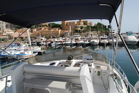 Mini Crociere in Barca - Noleggio barche charter fishing - Yachts charter - bed & boat