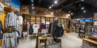 VANS Store Turin