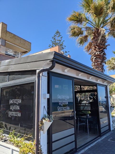 Gelateria Rosticceria La Bella