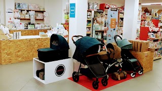 BEBE' STORE Sansepolcro negozio per bambini, Passeggini trio carrozzine, Seggiolini Auto Cybex, Giocattoli , Camerette, Cura e Igiene del neonato, Premaman