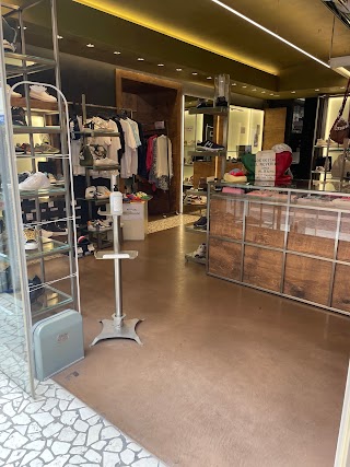 Le Follie Shop Bardolino