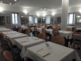 LOCANDA I TAROCCHI RISTO ALLOGGI & PIZZA