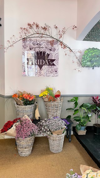 Frida's Roma - Monti | Italian Flower Stores