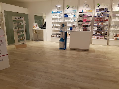 FARMACIA FORNASE-CREA s.n.c. delle dott.sse Ceretta S. e Natali A.