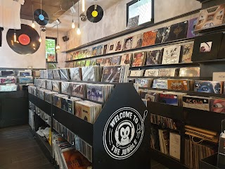 Welcome To The Jungle - Record Store