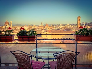 City View Maso Apartment - Breathtaking Balcony overlooking the city