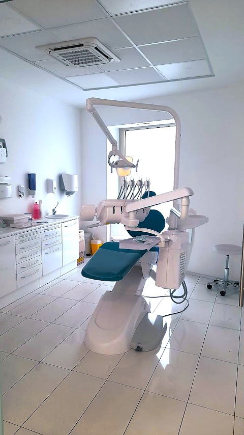 Studio Dentistico Dental Clinique Alessandria