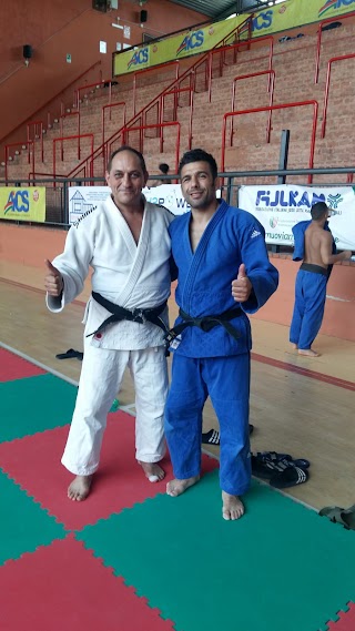 Meeting Judo Karate