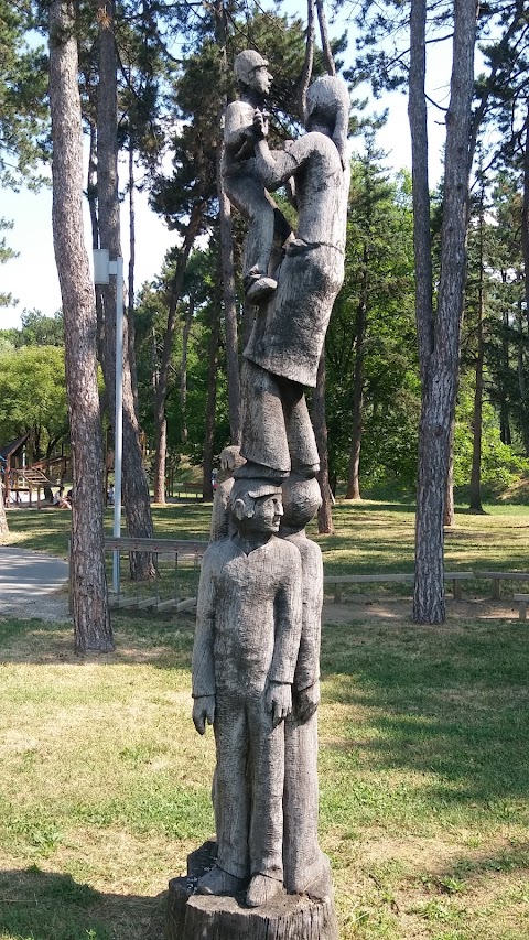 Park "Borov Gozdiček" "Borovci"