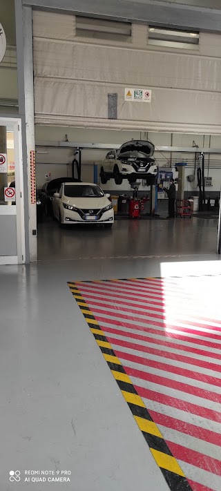 Autocaserta srl - Concessionaria Nissan, Isuzu, Piaggio commercial Caserta