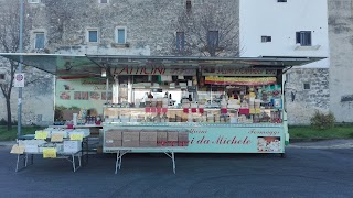 Piazza mercato di Montrone