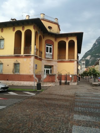 Scuola Materna Giardino D'Infanzia