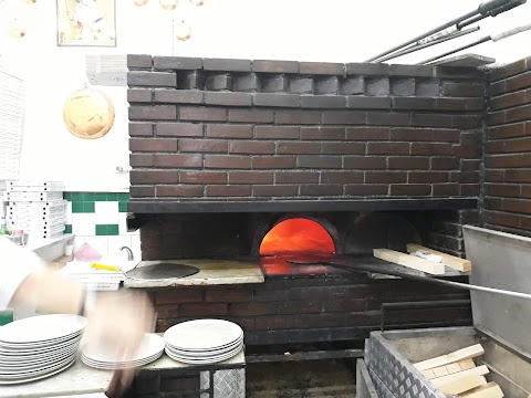 Martucci Pizzeria