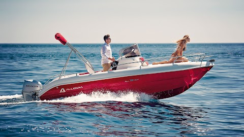 Rent a Boat Affitto barche Excursions Boat escursioni in Barca