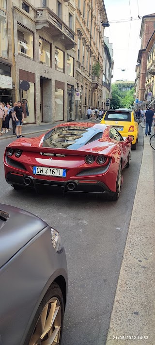 HARRY WINSTON Milan Montenapoleone Store