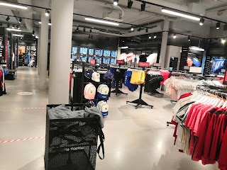 adidas Factory Outlet