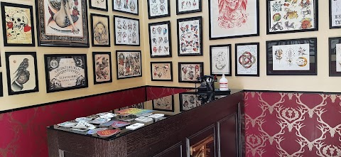 Roma Classic Tattooing