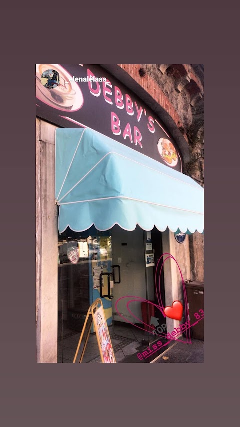 Debby's bar